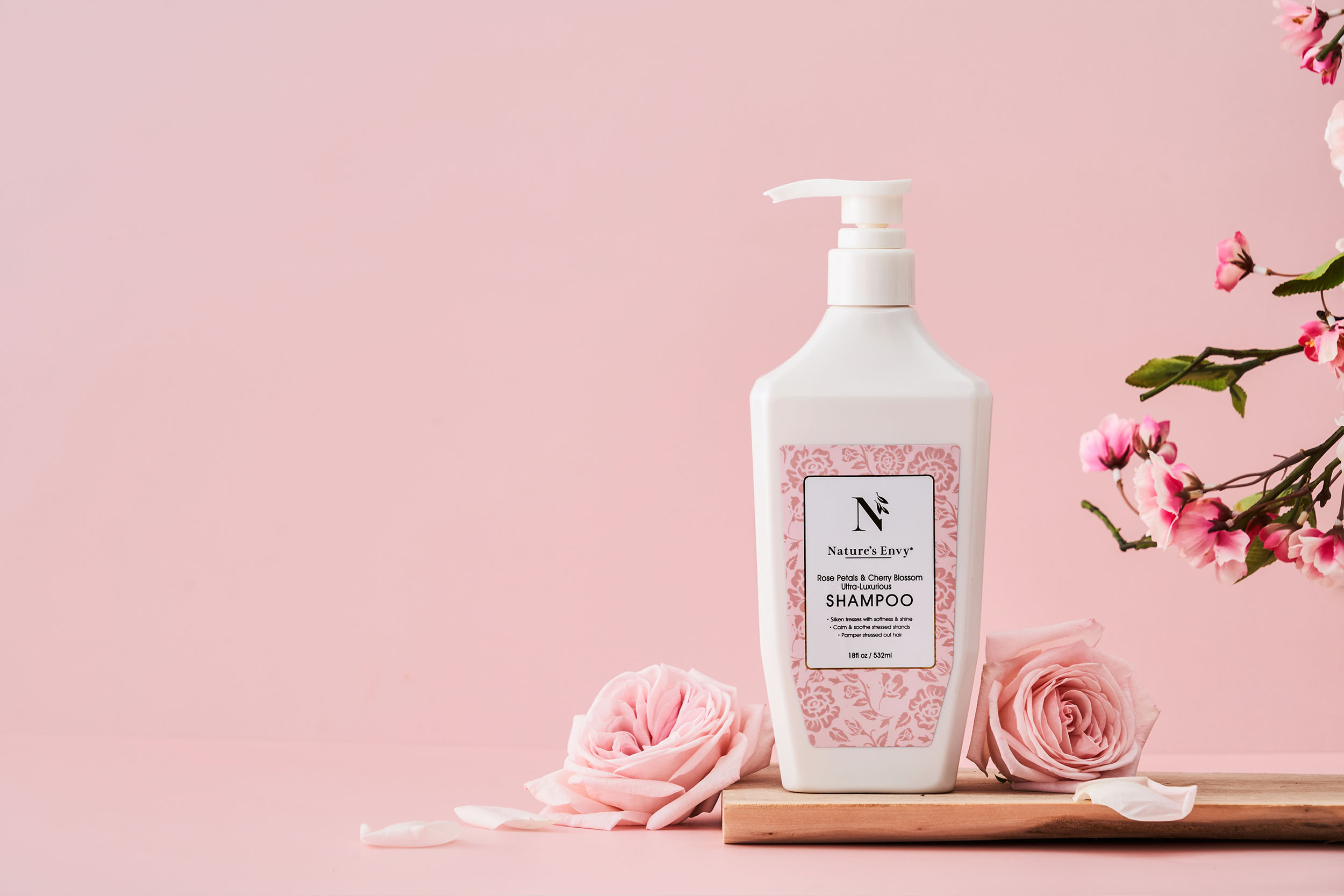 Rose-Petal-Cherry-Blossom-Shampoo_s.jpg